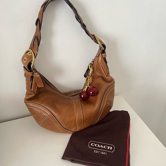 Coach Bag - Picture 2 of 10